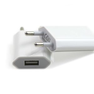 USB-Ladegeraet-Adapter-Netzteil-Netzstecker-scaled-Kopie-2.jpg